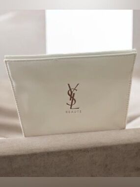 Title: YSL Beauté White Patent Gold Logo Cosmetic Pouch Makeup Bag